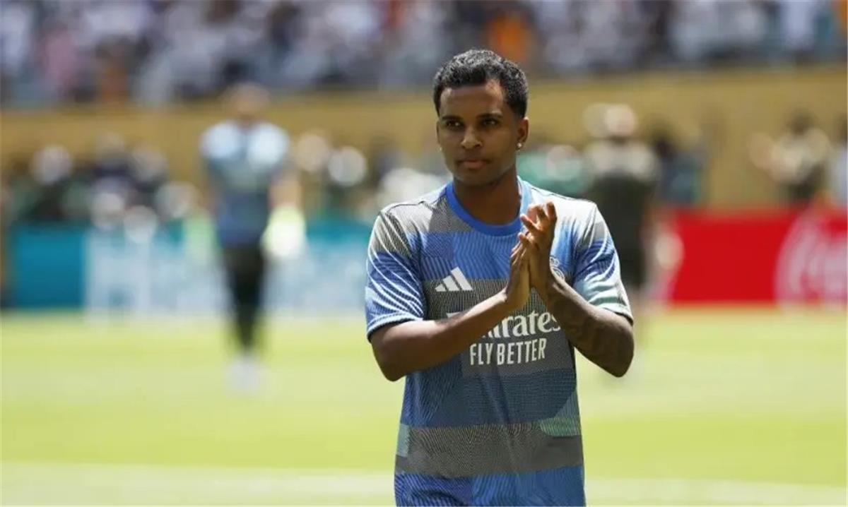 ماركا: “الهدوء لا ينقذ صاحبه”.. رودريجو يواجه مصيرًا غامضًا مع ريال مدريد