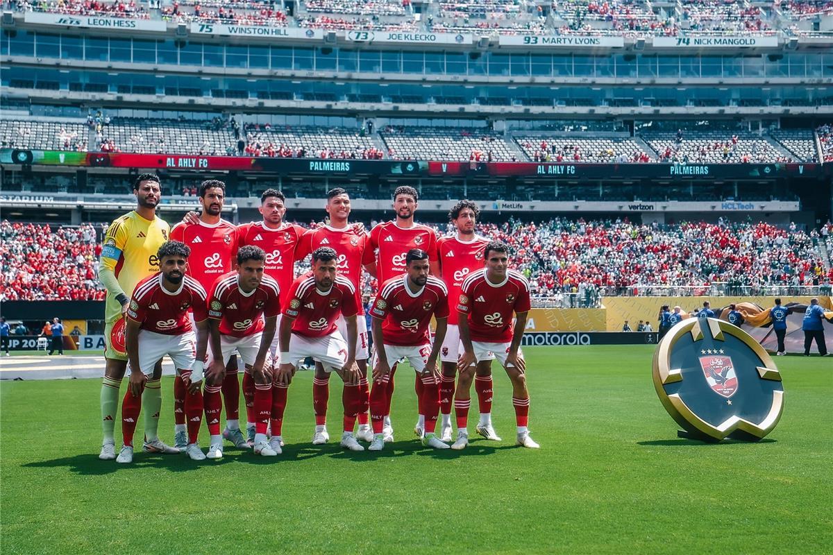لاعب الأهلي السابق: لست متفائلًا قبل مباراة بورتو.. وهذا سبب الظهور السيئ
