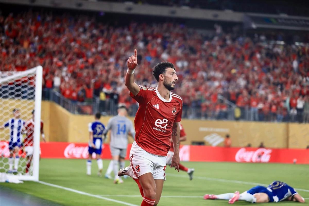 فيديو | الهاتريك.. وسام أبو علي يسجل هدف الأهلي الثالث أمام بورتو