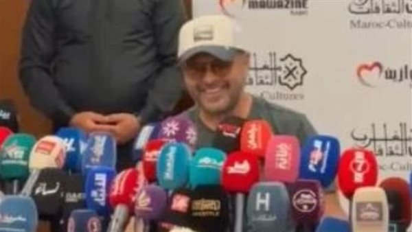 “الحلم العربي” كان تجاريًا.. والعمل الإنساني أولى بالقضية