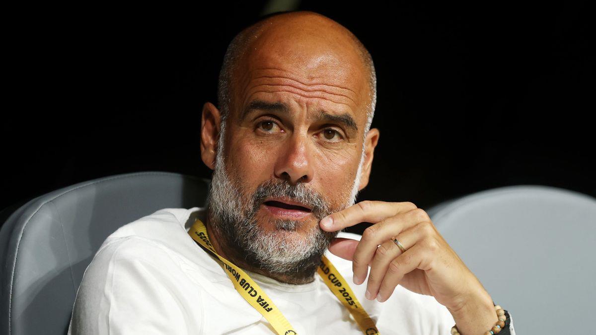 فيديو | لاعب مانشستر سيتي بـ”العكاز” قبل مباراة يوفنتوس الحاسمة في كأس العالم للأندية