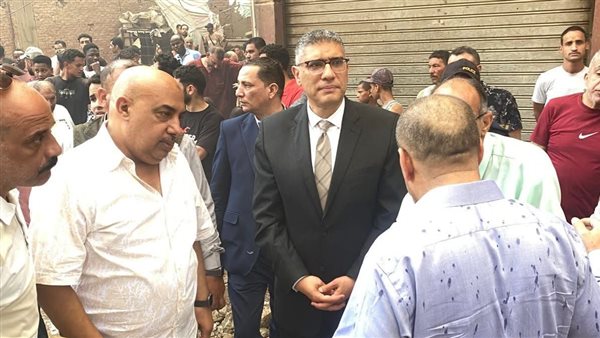 محافظ الجيزة يتابع ميدانياً جهود إطفاء حريق بمخزن دهانات بمنطقة البراجيل بأوسيم