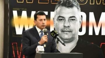 أشرف صبحي: تعاقدنا مع باسكوال لبلوغ منصات التتويج وكرة اليد قوى كبرى عالميًا