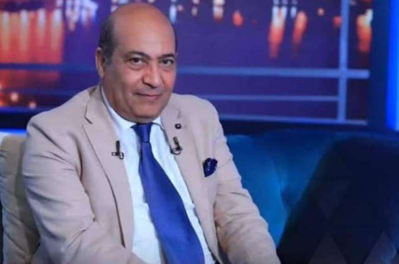 تعليق طارق الشناوي على أزمة نجم شهير