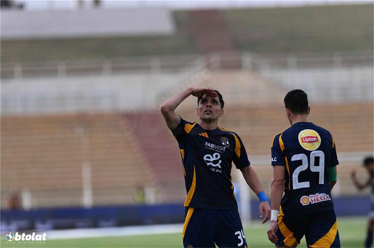 أشرف بن شرقي يوجه رسالة خاصة لجماهير الأهلي بعد توديع كأس العالم للأندية