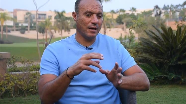 الأولوية للزمالك.. نادر السيد يتحدث عن مستقبل نجله ولقاء حسين لبيب