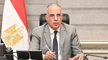 العاملين بالوزارة متواجدين في مواقعهم لضمان وصول المياه لكافة المنتفعين