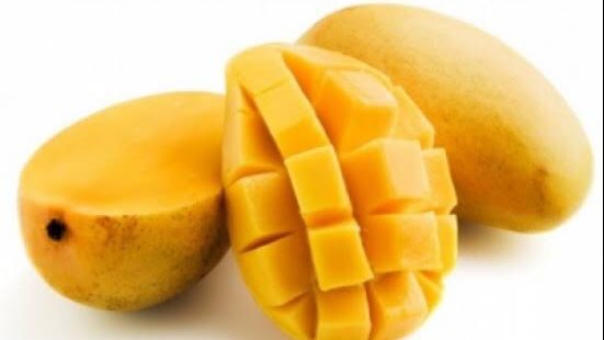 ماذا يحدث لجسمك عند تناول المانجا؟