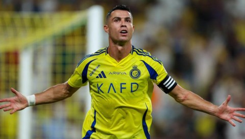 النصر يضع خطته لإقناع رونالدو بالبقاء