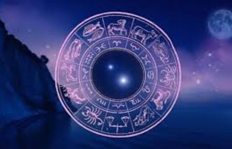 توقعات الأبراج لشهر يونيو 2025