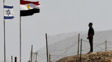 ‏الجيش الإسرائيلي يدعي أنه أسقط طائرة مسيّرة قادمة من مصر تحمل أسلحة وذخيرة ويقول انه جرى مصادرتها