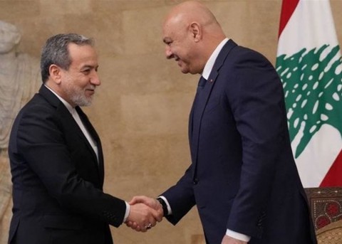 وزير الخارجية الإيراني: ندعم استقلال لبنان وسيادته وإعادة إعماره في ظل الاحتلال الإسرائيلي وسنفتح صفحة جديدة في العلاقات