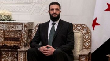  عواصم المنطقة تسأل: من يخلف “الجيش الأمريكي” في مثلث”التنف”ألخطير؟ :”البنتاغون” يفرض “وصايته الإستشارية” على “جيش أحمد ألشرع” وآخر “صرعات واشنطن” ..”جيش خليط عرقيا يمثل سورية الجديدة”..على ماذا يعترض الأردن؟