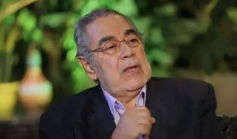 بالعناية المركزة للمرة الثالثة.. تدهور صحة الفنان صبري عبد المنعم
