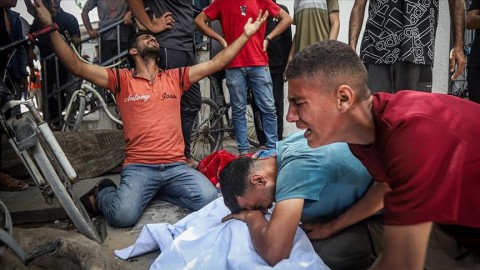 مجازر مستمرة ودماء في كل مكان.. 80 شهيدًا معظمهم من الباحثين عن الطعام بإطلاق نار وغارات إسرائيلية في قطاع غزة
