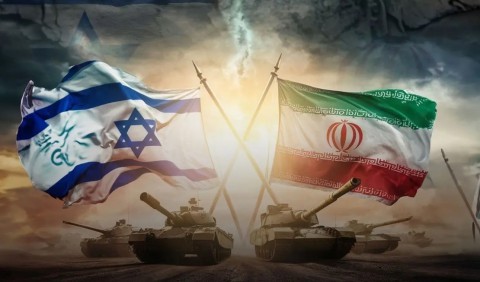 “استعدادات إسرائيل لشن هُجوم على إيران بلغت ذروتها”!.. قلق وتأهّب وإخلاء هل يدفع طهران للرضوخ لإملاءات أمريكا “الأحد” وهل يُغامر نتنياهو “المأزوم” بتناسي امتلاك الخامنئي “وثائق كيانه النووية” وأين يُمكن لطهران إيلام واشنطن؟
