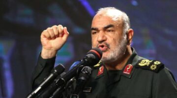 حسين سلامي قائد عسكري مقرب من خامنئي وعدو شرس لإسرائيل
