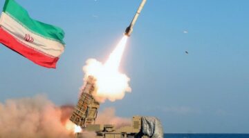 طهران تعلن إسقاط 3 مسيرات إسرائيلية في محافظة قم.. وتفعيل الدفاعات الجوية في محيط ميناء بندر عباس بجنوب إيران