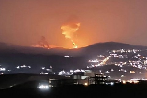 إسرائيل تعلن شن ضربات جديدة على غرب إيران وتقول انها تُهاجم أهدافا عسكرية بالعاصمة الايرانية.. وانفجارات قوية جديدة في شرق طهران