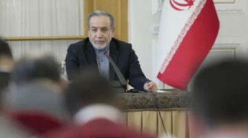 إيران ملتزمة بالدبلوماسية وتتصرف “دفاعا عن النفس” ضد إسرائيل وتنفي إرسال وفد للخارج وتؤكد: لا نستسلم ولا نتفاوض تحت الإكراه ويجب وقف الهجمات الإسرائيلية قبل استئناف اي محادثات
