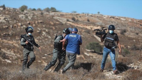 نقابة: 137 جريمة واعتداء إسرائيليا بحق الصحافة الفلسطينية في مايو