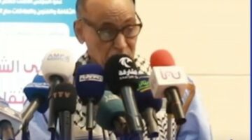 البروفسور الموريتاني محمدو ولد أميين يهدي جائزته كاملة لفلسطين ويهاجم “الغطرسة الصهيونية” والتخاذل العربي