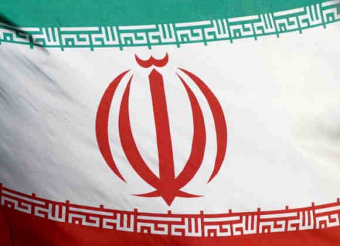 إيران تهدد بضرب شحنات المساعدة العسكرية لإسرائيل في سفن أو طائرات تتوعّد برد “أكثر تدميرا” وترفض وقف برنامجها النووي