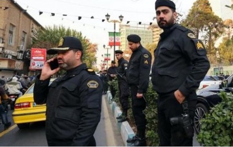 إيران تعلن توقيف جاسوس “أوروبي” يعمل لصالح إسرائيل