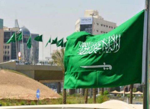 السعوديةتعتبر هجوم إيران على القاعدة الامريكية في قطر انتهاكا للقانون الدولي وحسن الجوار والأردن يحذر من “تصعيد خطير”