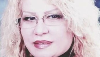 فاطمة عبدالله: انهيار المجاز وصعود الذات”: دراسة نقدية لنص «أفقٌ يجهل مرآتي» للشاعرة د. مرشدة جاويش