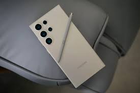 هل تودّع سامسونغ قلم S Pen؟ شائعات تشير إلى تغييرات جذرية في Galaxy S27 Ultra