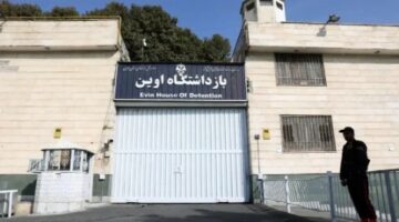 إيران “نقلت” معتقلين من سجن إوين في طهران بعد الضربة الإسرائيلية عليه  