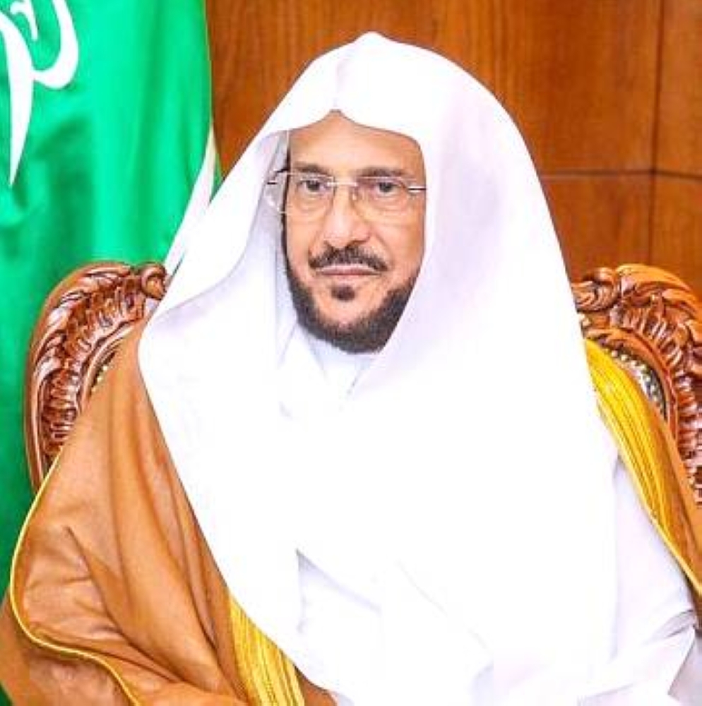 آل الشيخ لـ«عكاظ»: المتطرفون مكثوا عقوداً يبيضون ويفرخون.. والسعوديون تصدوا لهم بالمنهج المعتدل – أخبار السعودية