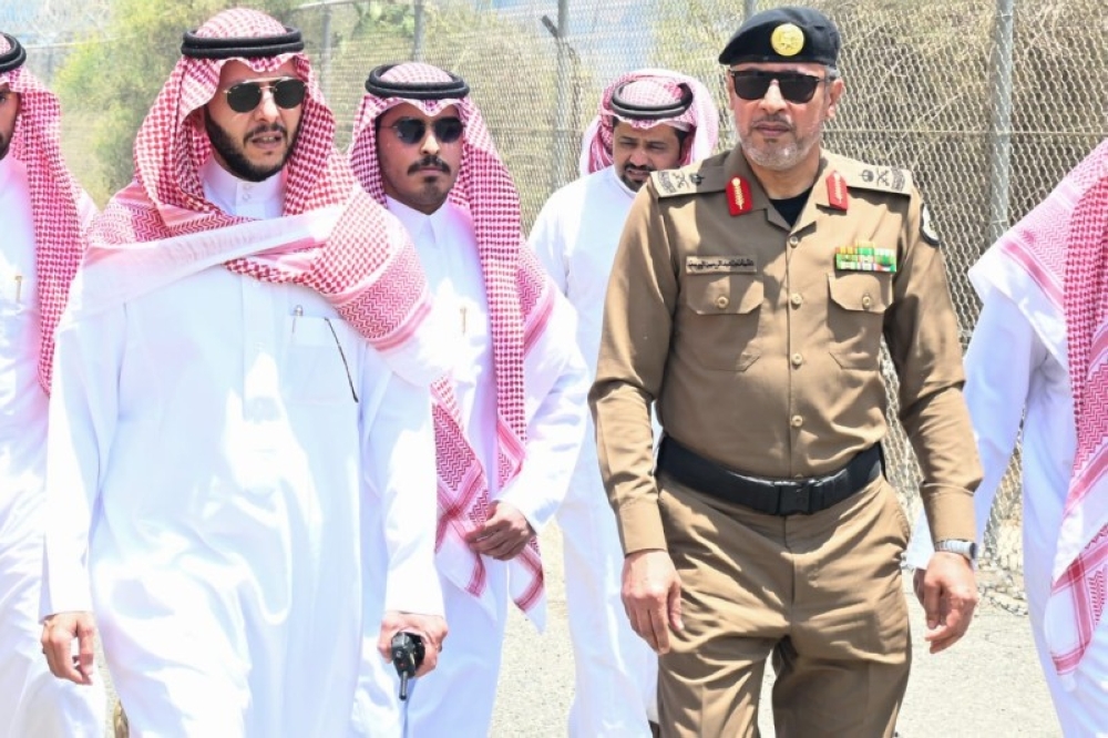 سعود بن نهار يتفقد نقاط الفرز الأمني في الطائف – أخبار السعودية