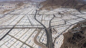 مشعر منى يستقبل ضيوف الرحمن.. ومتابعة جوية لضمان انسيابية الحركة – أخبار السعودية