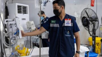 المستشفى الميداني في مشعر عرفات يقدم خدماته الطبية لضيوف الرحمن – أخبار السعودية