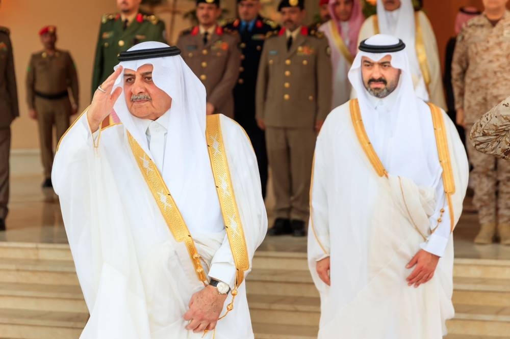 أمير منطقة تبوك يستقبل المهنئين بعيد الأضحى المبارك – أخبار السعودية