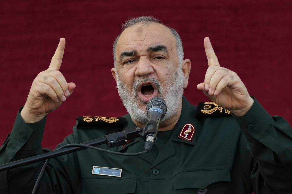 اغتيال قائد الحرس الثوري في ضربات إسرائيلية لمواقع عسكرية ونووية إيرانية – أخبار السعودية