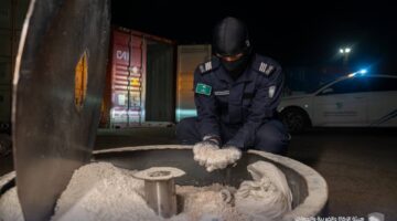 «الزكاة والضريبة والجمارك»: إحباط تهريب أكثر من 1.7 مليون حبة من مادة «الإمفيتامين» بميناء جدة – أخبار السعودية