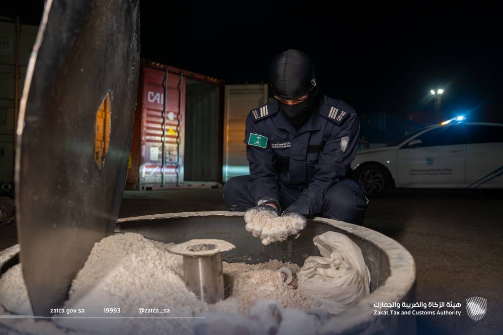 «الزكاة والضريبة والجمارك»: إحباط تهريب أكثر من 1.7 مليون حبة من مادة «الإمفيتامين» بميناء جدة – أخبار السعودية