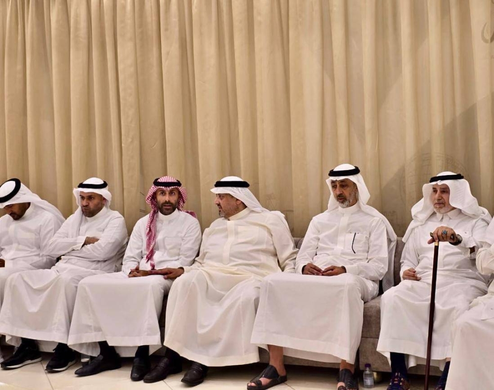 أسرتا ساب والمرزوقي تستقبلان المعزين في فقيدهما – أخبار السعودية