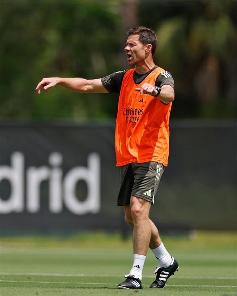 ألونسو يراقب تدريبات ريال مدريد بطائرات «درون» – أخبار السعودية