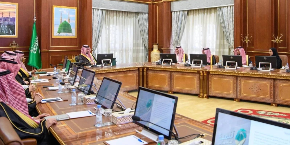 أمير المدينة يلتقي المشرف العام على البرنامج الوطني للتنمية المجتمعية في المناطق «تنمية» – أخبار السعودية