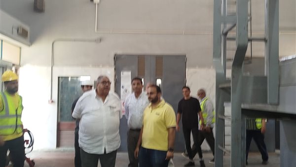 رئيس شركة الصرف الصحي بالقاهرة يتفقد محطة الخصوص الجديدة