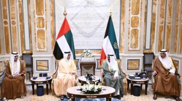 سمو الأمير يستقبل نائب رئيس الإمارات بمناسبة زيارته الرسمية للبلاد