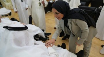 وزيرة الشؤون تزور دور الرعاية وتشارك النزلاء فرحة العيد