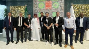 وزير الإعلام السعودي يدعو عمرو سعد وأحمد السقا وحمادة هلال وعمرو الليثي للعشاء