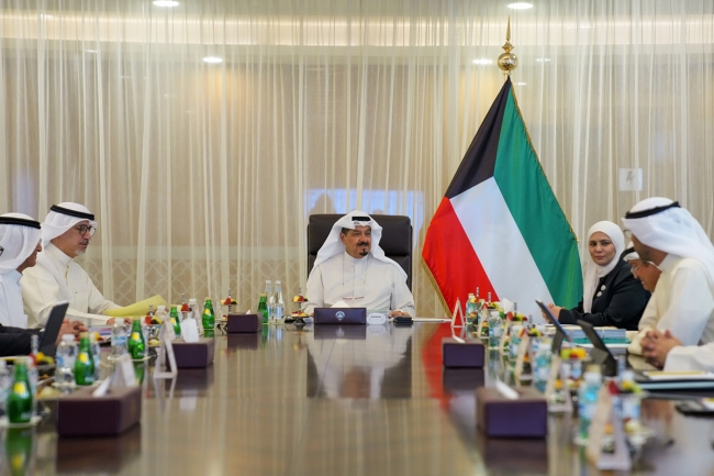 العبدالله يستعرض مع «الأعلى للبترول» التطورات الإقليمية وأثرها على النفط