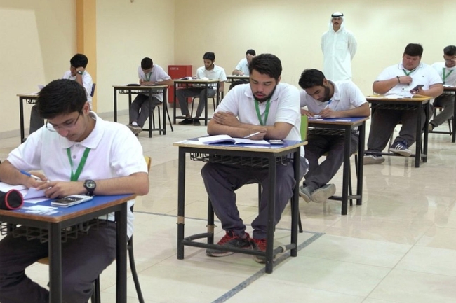 طلبة «العلمي» يُنهون آخر امتحاناتهم بأجواء مريحة
