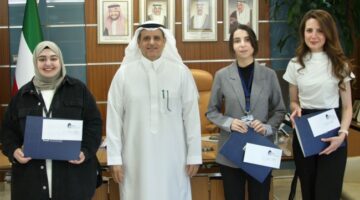«العربية المفتوحة» تكرم فائزات التميّز الإداري